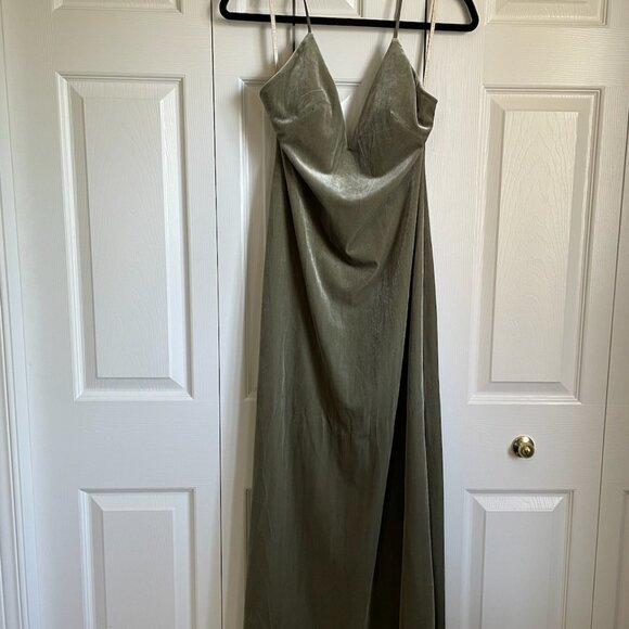 Jenny Yoo Sage velvet Sabrina Dress - Picture 3 of 6